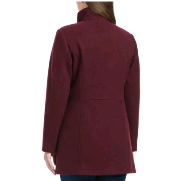 NWT!Vince Camuto Women's Full Zip Jacket Coat, Dark Red/ S,M,L Gold Zipper/Snaps - Picture 4 of 12